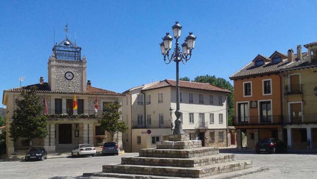 Brihuega Plaza Coso